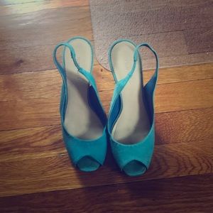 Nine West light blue stilettos (Size 5.5)